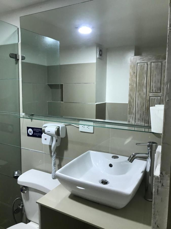 Hotel Hernandez Ctg Cartagena Exteriör bild