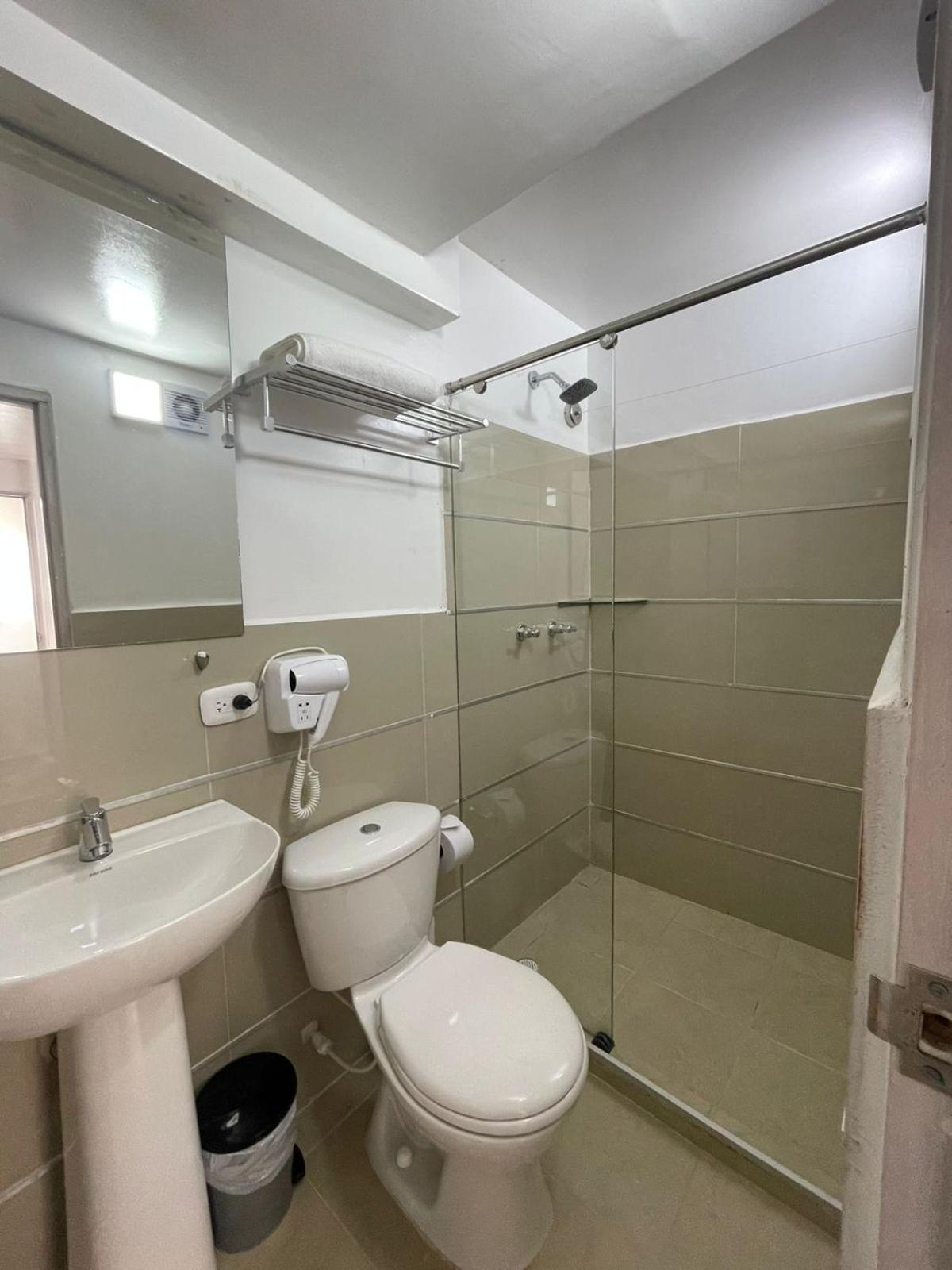 Hotel Hernandez Ctg Cartagena Exteriör bild