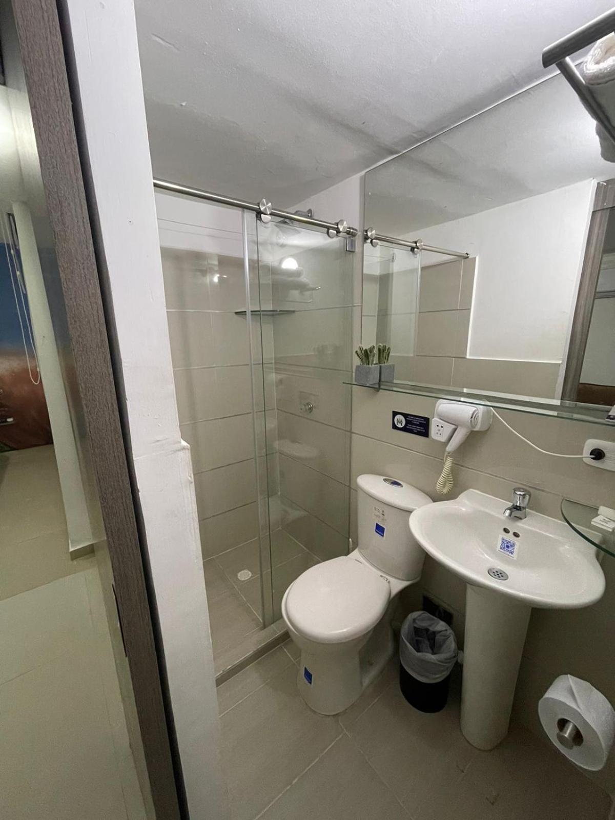 Hotel Hernandez Ctg Cartagena Exteriör bild