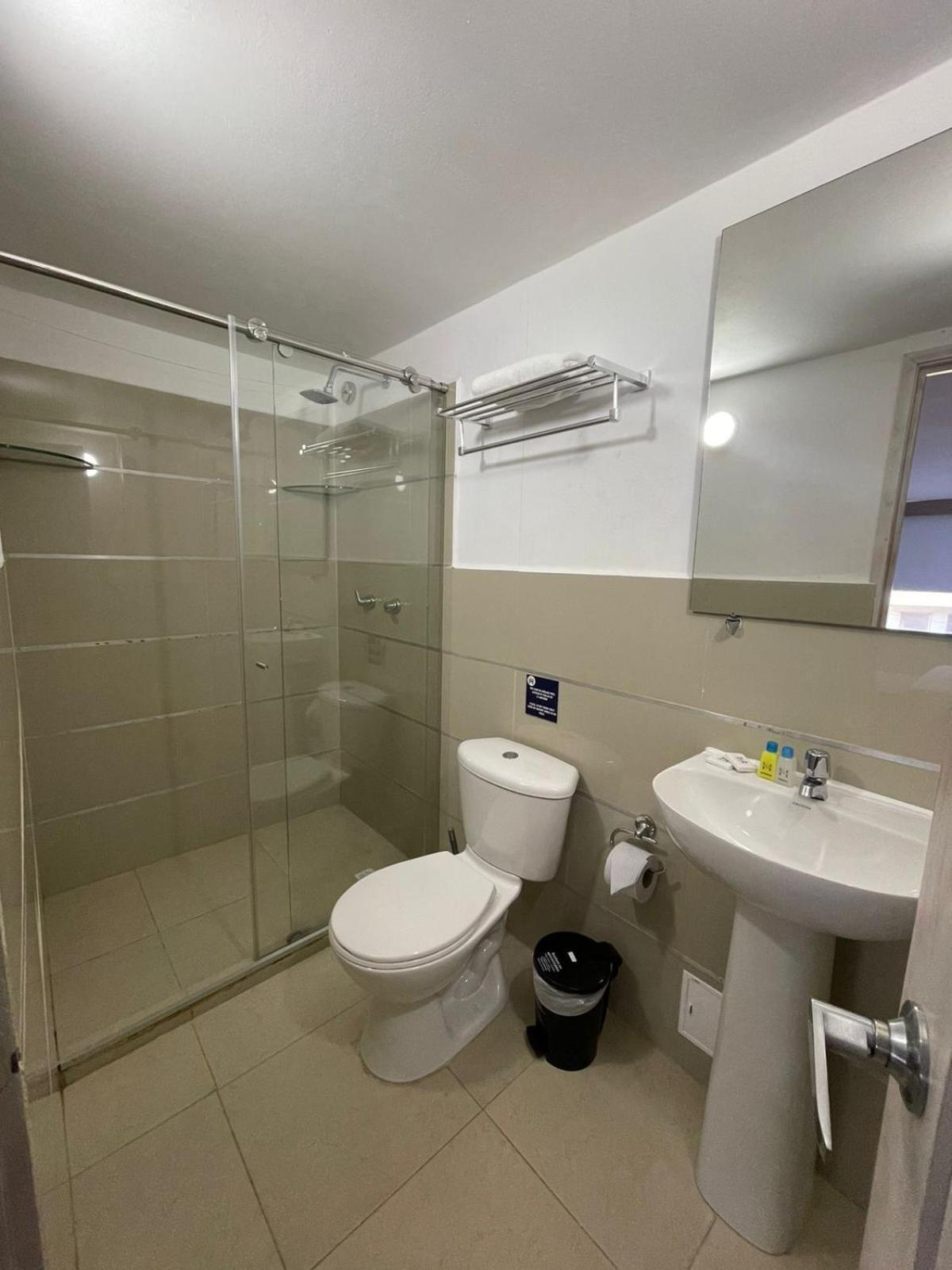 Hotel Hernandez Ctg Cartagena Exteriör bild